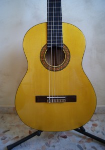 Guitarra de Ciprés